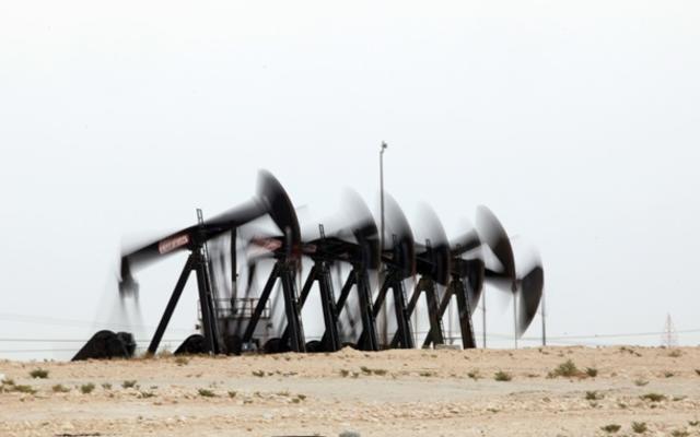 Нефть подешевела до минимума с апреля 2013 года