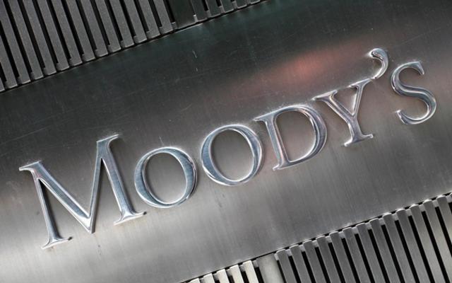 Moody's понизило кредитный рейтинг России