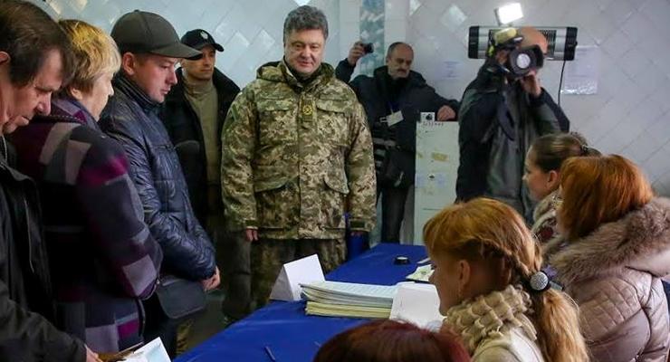 Выборы в Верховную Раду проходят без нарушений – Порошенко