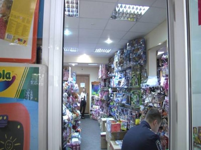 В Белой Церкви подпольный пункт обмена валют работал в магазине игрушек / пресс-служба МВД Украины