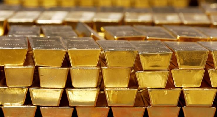В октябре Украина лишилась трети золотовалютных резервов