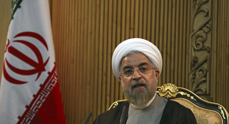 Президент Ирана объяснил падение цен на нефть заговором
