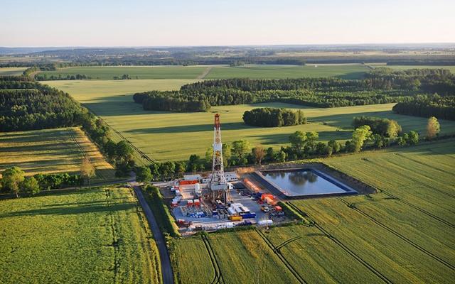 Eni не собирается отказываться от добычи сланцевого газа в Украине