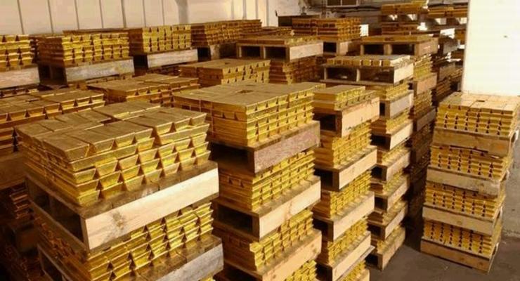 Украина перестала продавать золото из запасов - МВФ