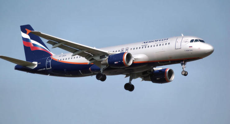Российская авиакомпания запускает рейсы в Крым из 10 городов РФ