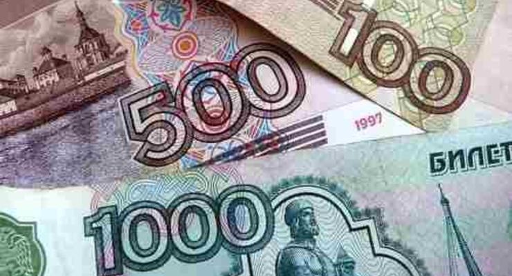 Рубль не сдается на "черном" рынке