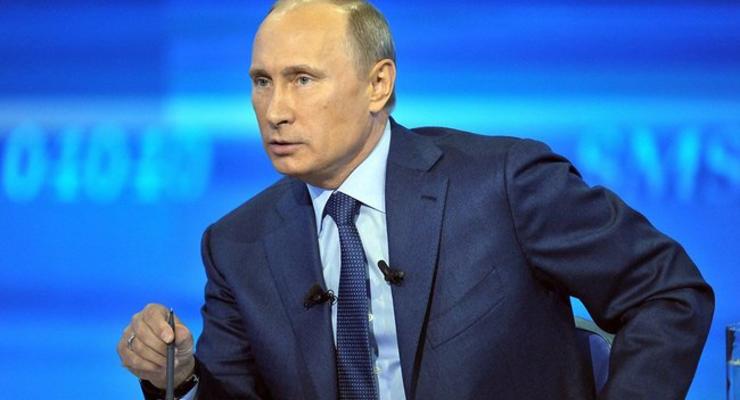 Рубль просел за время выступления Путина