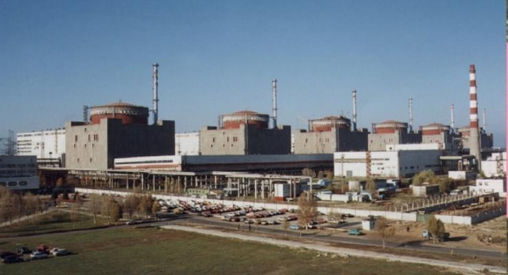 На Запорожской АЭС на плановый ремонт выведен третий энергоблок
