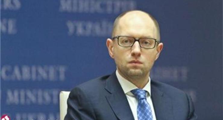 Яценюк заявил, что готов индексировать доход украинцев до декабря