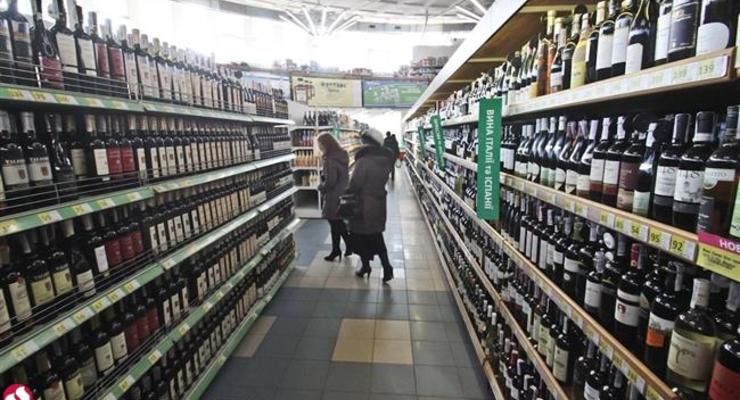 Россия собирается отказаться от импортного вина и шоколада
