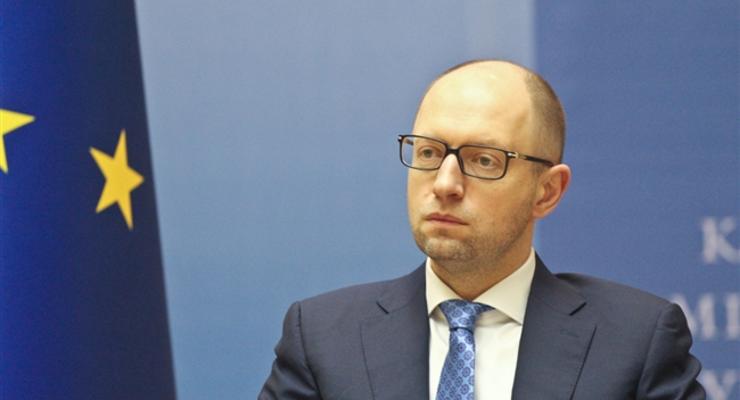 Кабмин одобрил второй пакет санкций против РФ - Яценюк