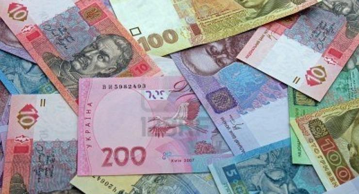 НБУ укрепил национальную валюту на 1 гривню 20 копеек