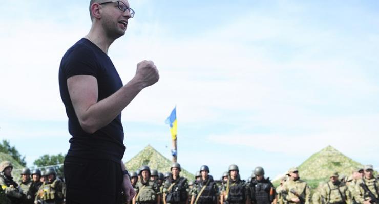 100 миллиардов для украинской армии - Яценюк