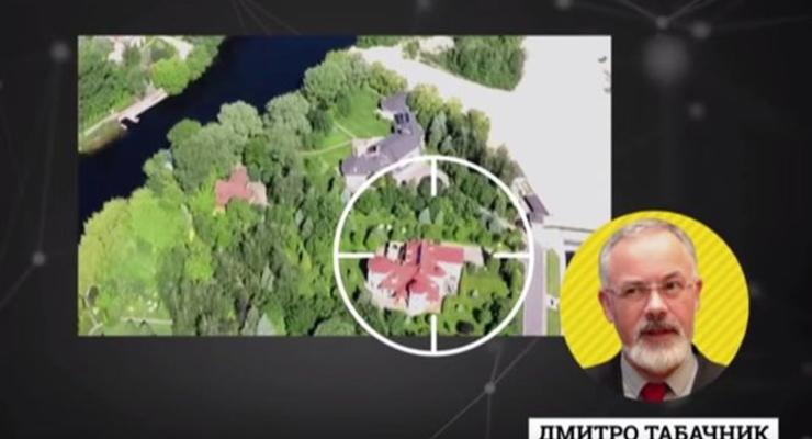 Табачник переписал на мать дом под Киевом - журналист