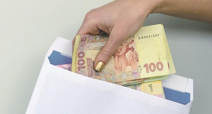 Бизнес оштрафовали почти на 500 млн грн за зарплаты в конвертах