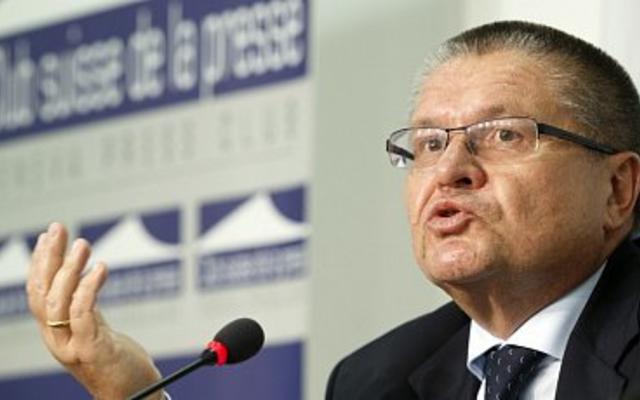 В России признали зависимость курса рубля от стоимости нефти
