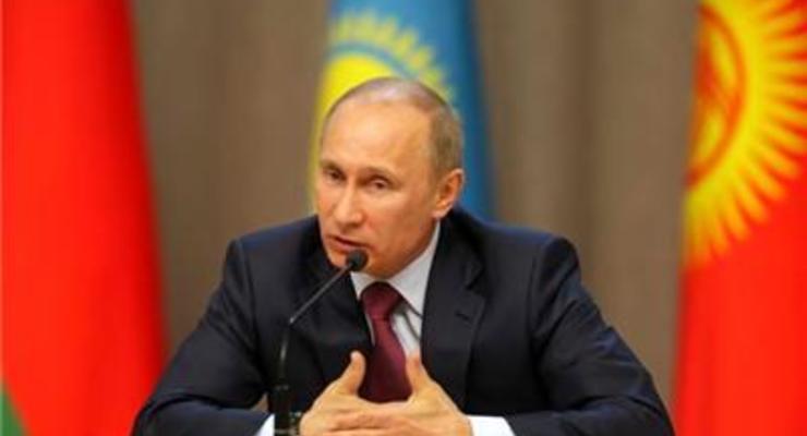 Путин призвал запретить расчеты в долларах внутри своей страны