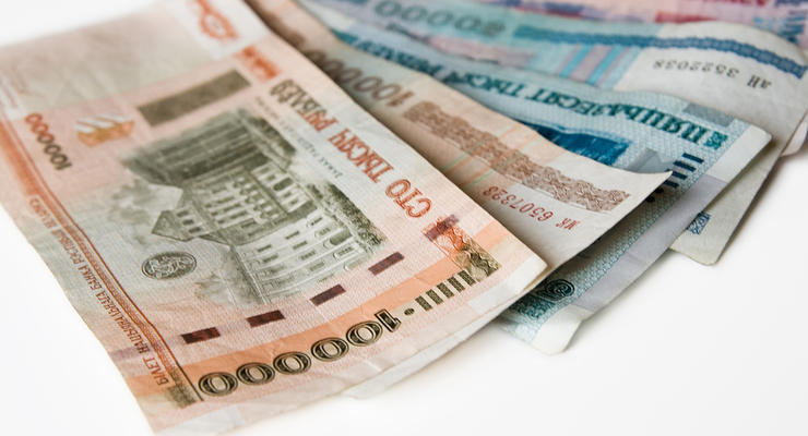 Беларусь начнет деноминацию рубля с 1 июля 2016 года