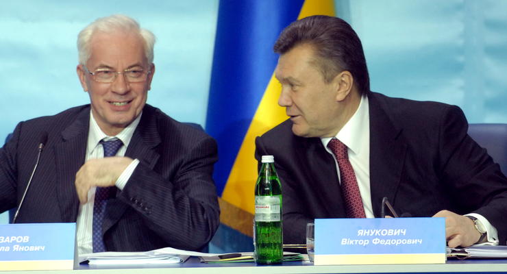 В Украине до сих пор начисляют пенсии Януковичу, Азарову и другим экс-регионалам