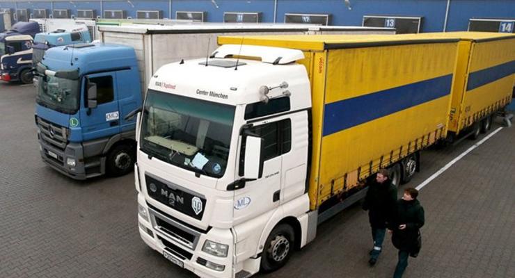 Казахстан договаривается с Россией о транзите украинских грузов