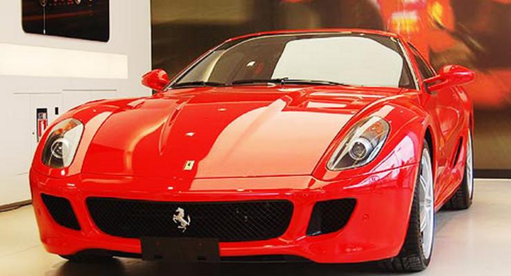 Ferrari и Lamborghini уходят с украинского рынка - СМИ