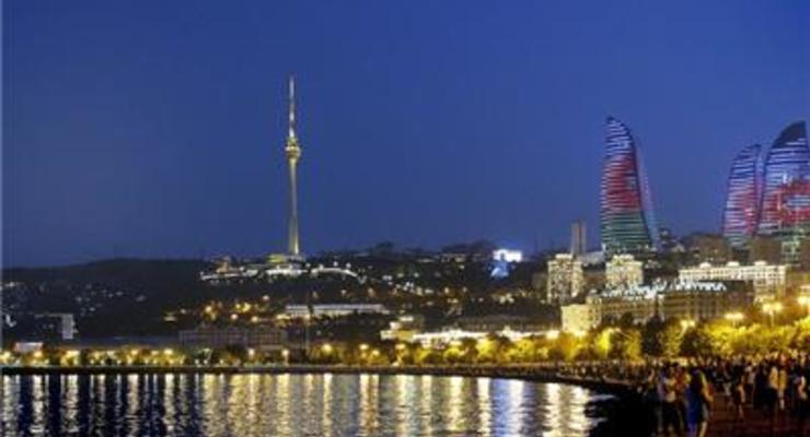 Власти Азербайджана запретят вывозить валюту из страны