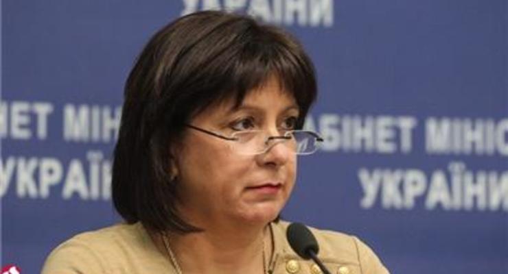 Украина реструктуризировала $12 млрд госдолга - Яресько