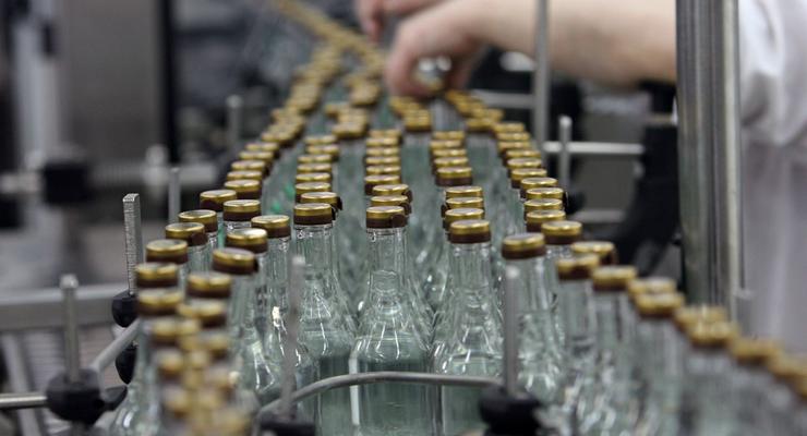 Экспорт российской водки обвалился из-за Украины и санкций
