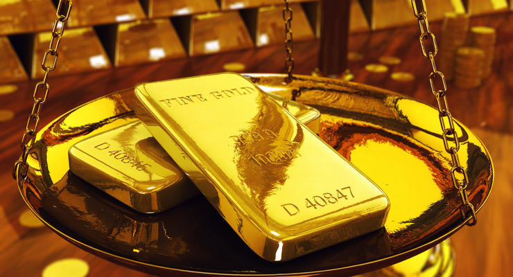 Bloomberg назвал золото самым перспективным активом года