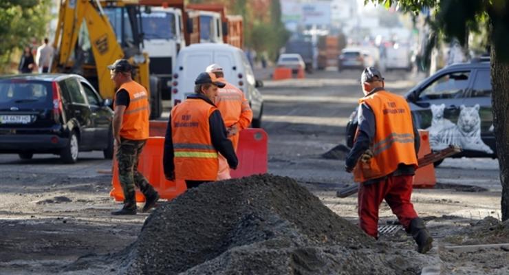 Кабмин выделил 6,5 млрд грн на ремонт дорог