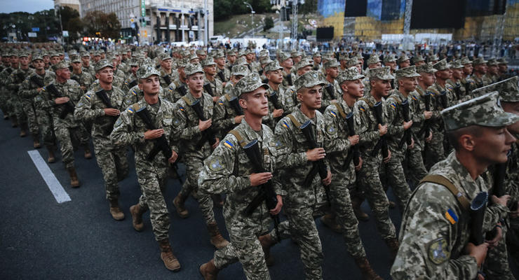 Стало известно, сколько выделил Кабмин на развитие украинской армии