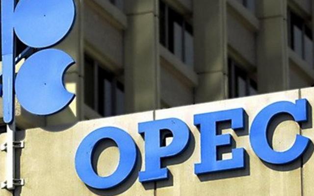 Саудовская Аравия может заморозить добычу нефти без Ирана - СМИ