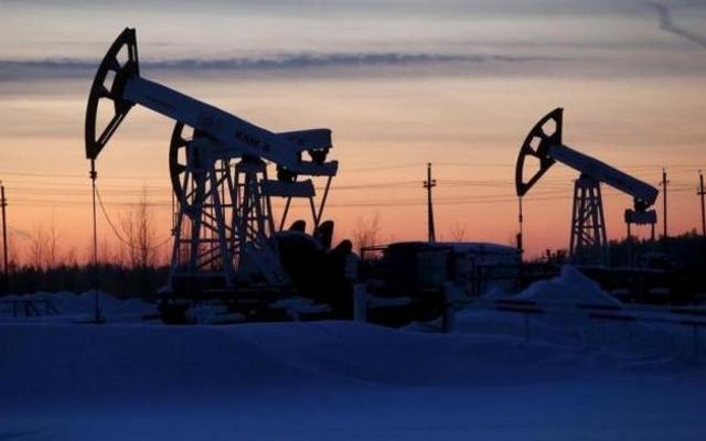 Цены на нефть падают из-за опасения за переизбыток сырья