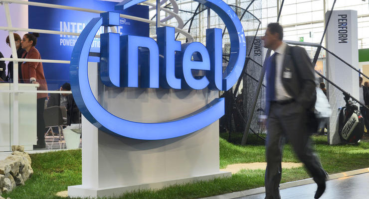 Intel сокращает 12 тысяч сотрудников из-за падения спроса на ПК