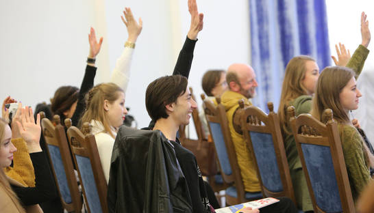 Главред журнала Фокус Яна Мойсеенкова провела дискуссию с начинающими журналистами