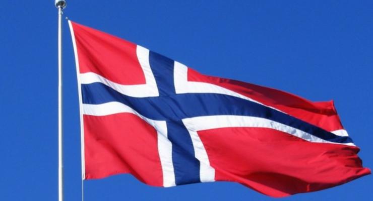 Норвегия вынуждена снять деньги со счетов нефтяного фонда