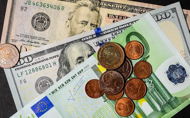 Нацбанк купил на аукционе почти $57 млн