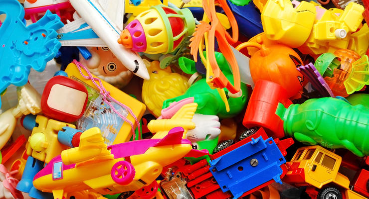 Госбюджет ежемесячно теряет миллионы из-за контрабанды игрушек