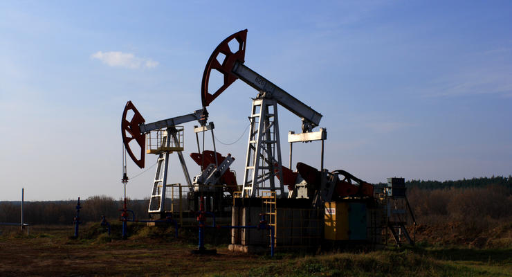 Страны вне ОПЕК договорились сократить добычу нефти