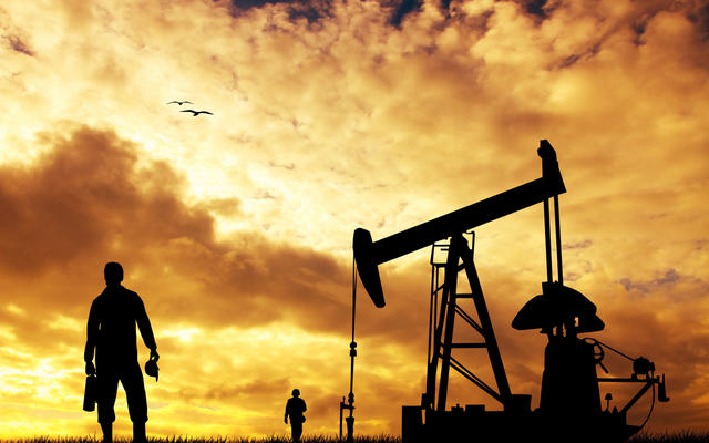 Цены на нефть перешли к росту на фоне ослабления доллара