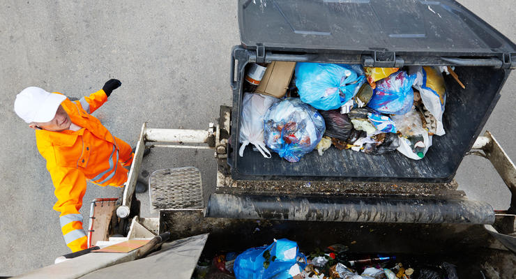 Грязное дело: как в Киеве зарабатывают на утилизации отходов