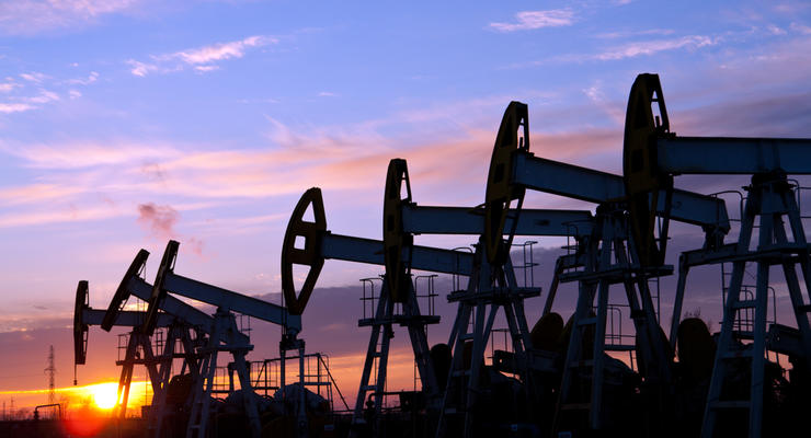Нефть достигла уровня в 57 долларов за баррель