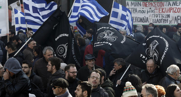 МВФ не видит необходимости в списании части долга Греции