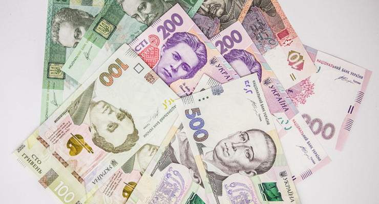 Миллиардный поток: сколько налогов заплатили украинцы с начала года