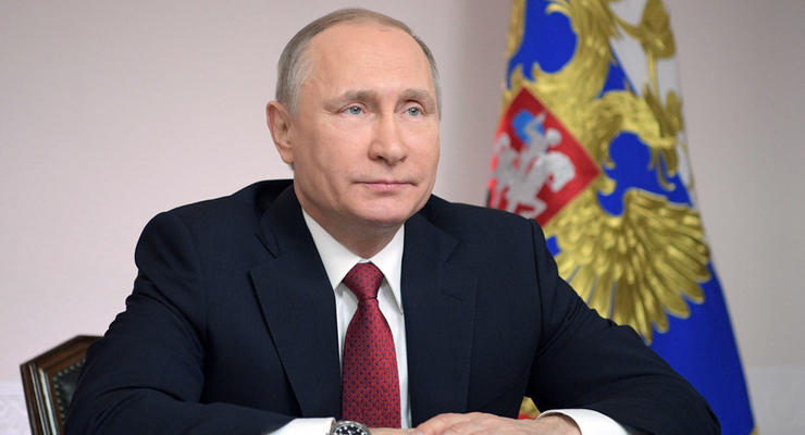 Путин одобрил запрет денежных переводов в Украину