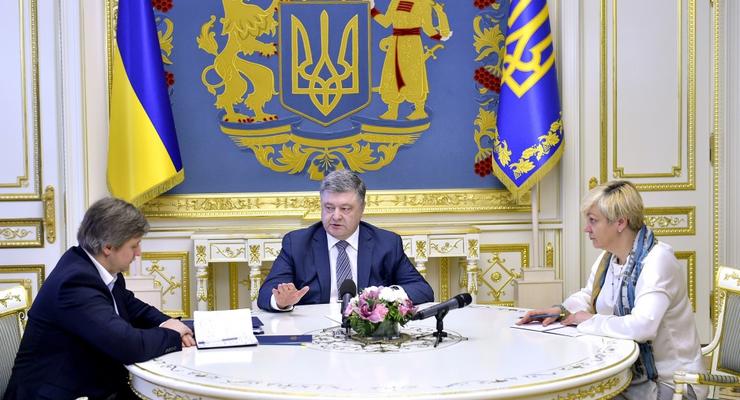 Деньги со счетов Януковича зачислены в бюджет - Порошенко