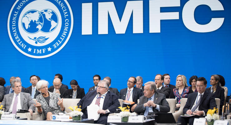 МВФ не принял пенсионную реформу Кабмина - СМИ