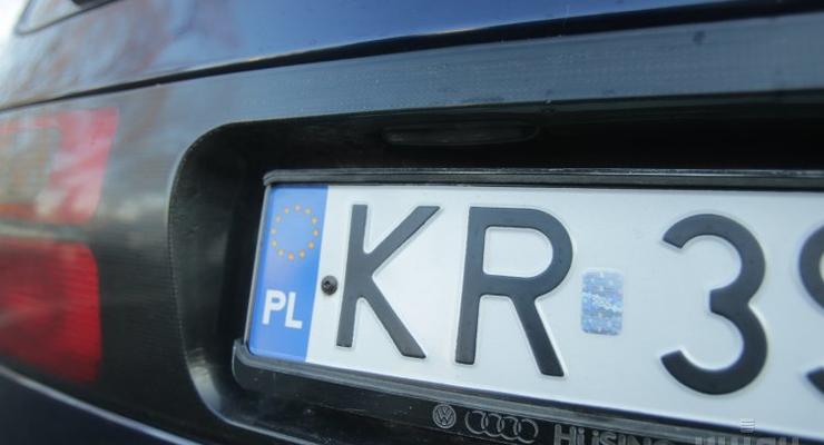 Украину наполнили незаконные авто на иностранных номерах