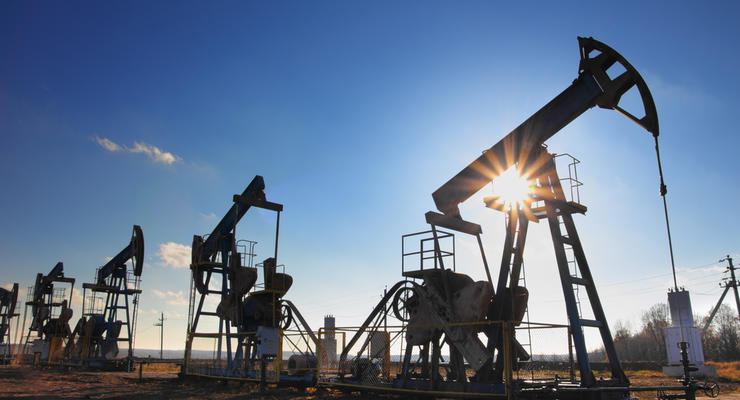 Цены на нефть достигли максимума двух лет
