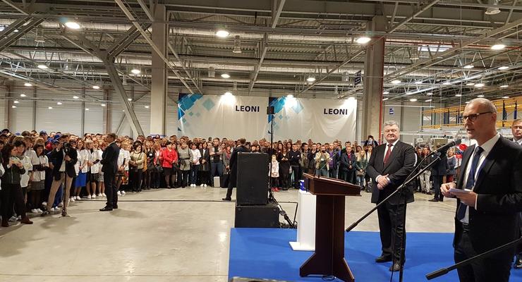 В Украине открыли новый завод электропроводки для автомобилей